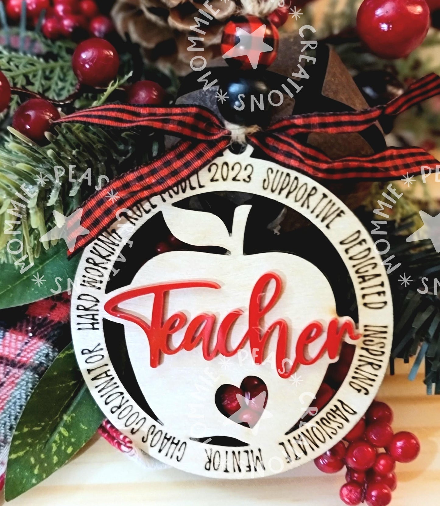 Personalized Teacher Christmas Ornament 2025 – Apple Wood & Acrylic Keepsake Gift