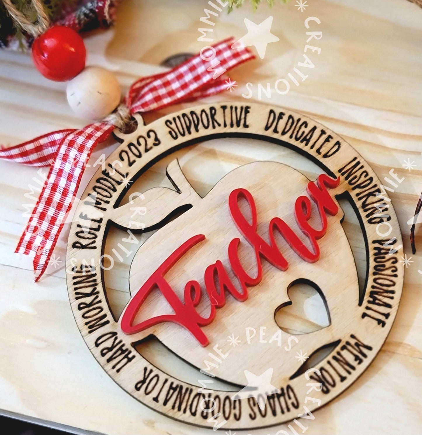 Personalized Teacher Christmas Ornament 2025 – Apple Wood & Acrylic Keepsake Gift